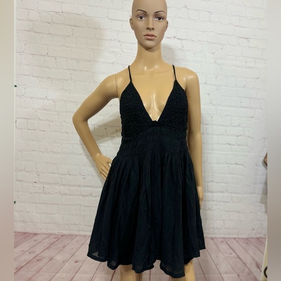 FREE PEOPLE Forever Favorite Mini Dress in black Super Sexy in size Medium NWT - Picture 1 of 16